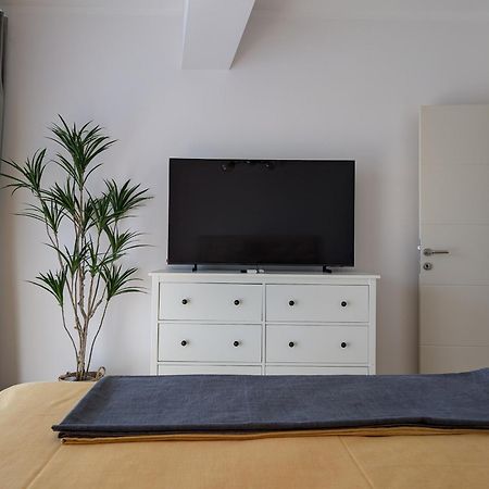 Lux Apartments Harmonia บุดวา ภายนอก รูปภาพ