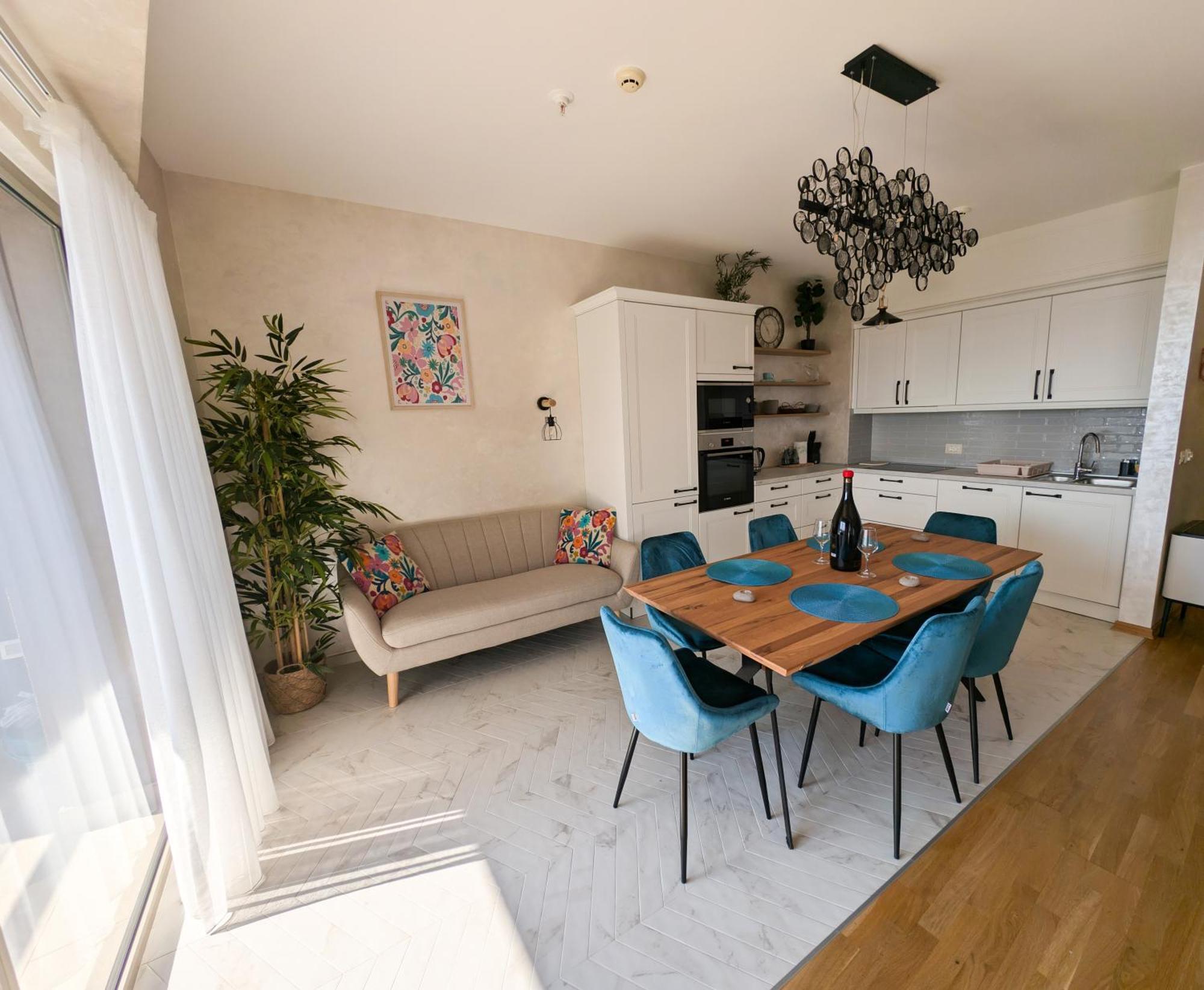 Lux Apartments Harmonia บุดวา ภายนอก รูปภาพ