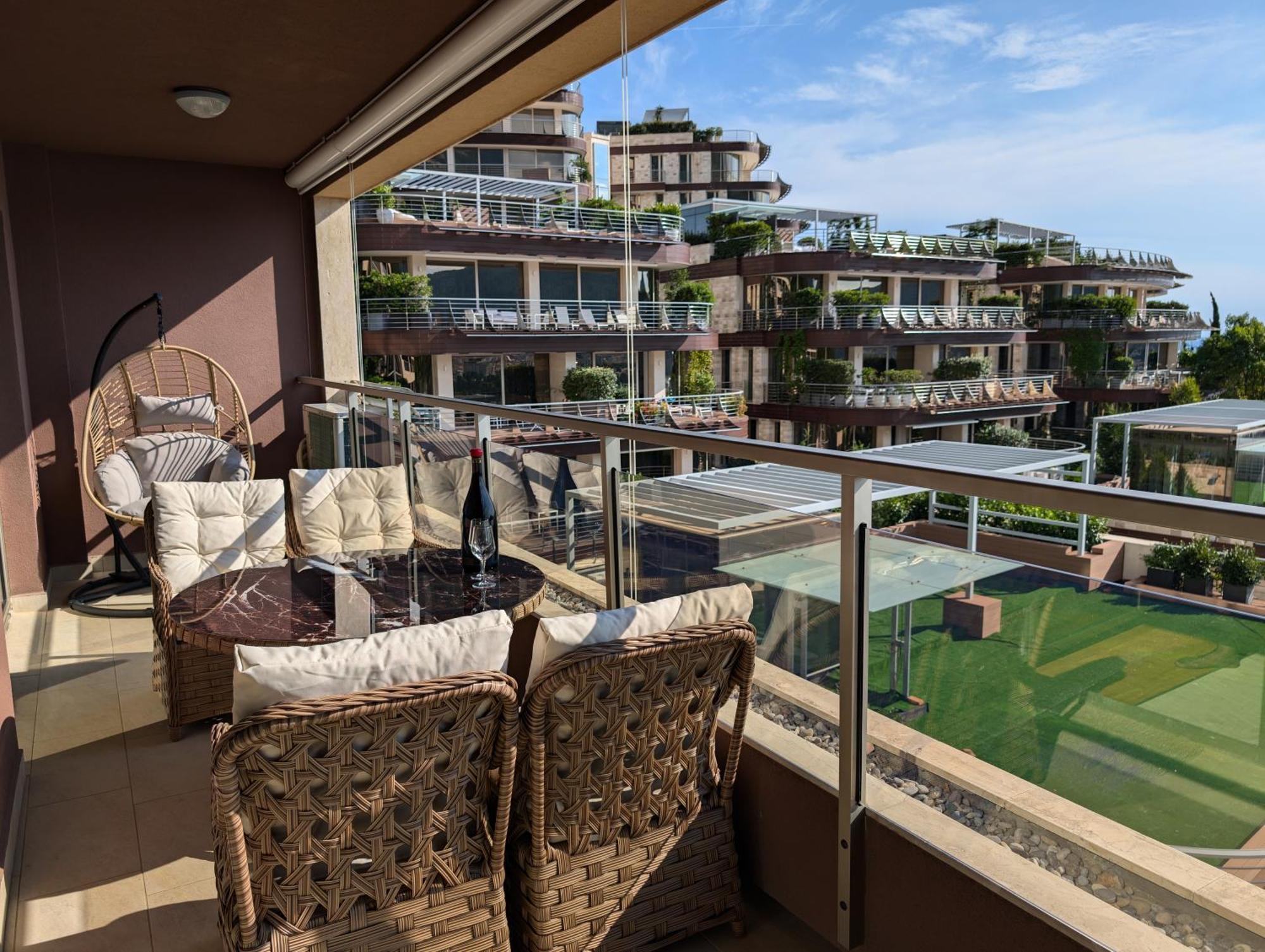Lux Apartments Harmonia บุดวา ภายนอก รูปภาพ