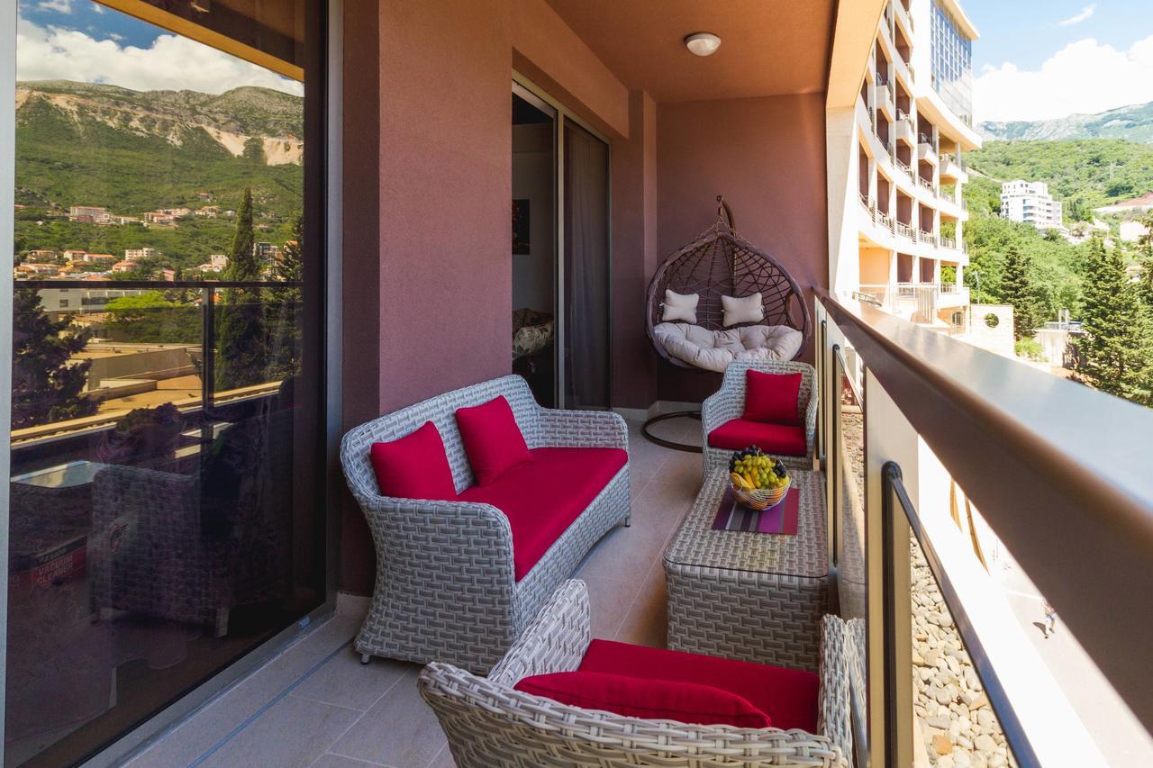 Lux Apartments Harmonia บุดวา ภายนอก รูปภาพ