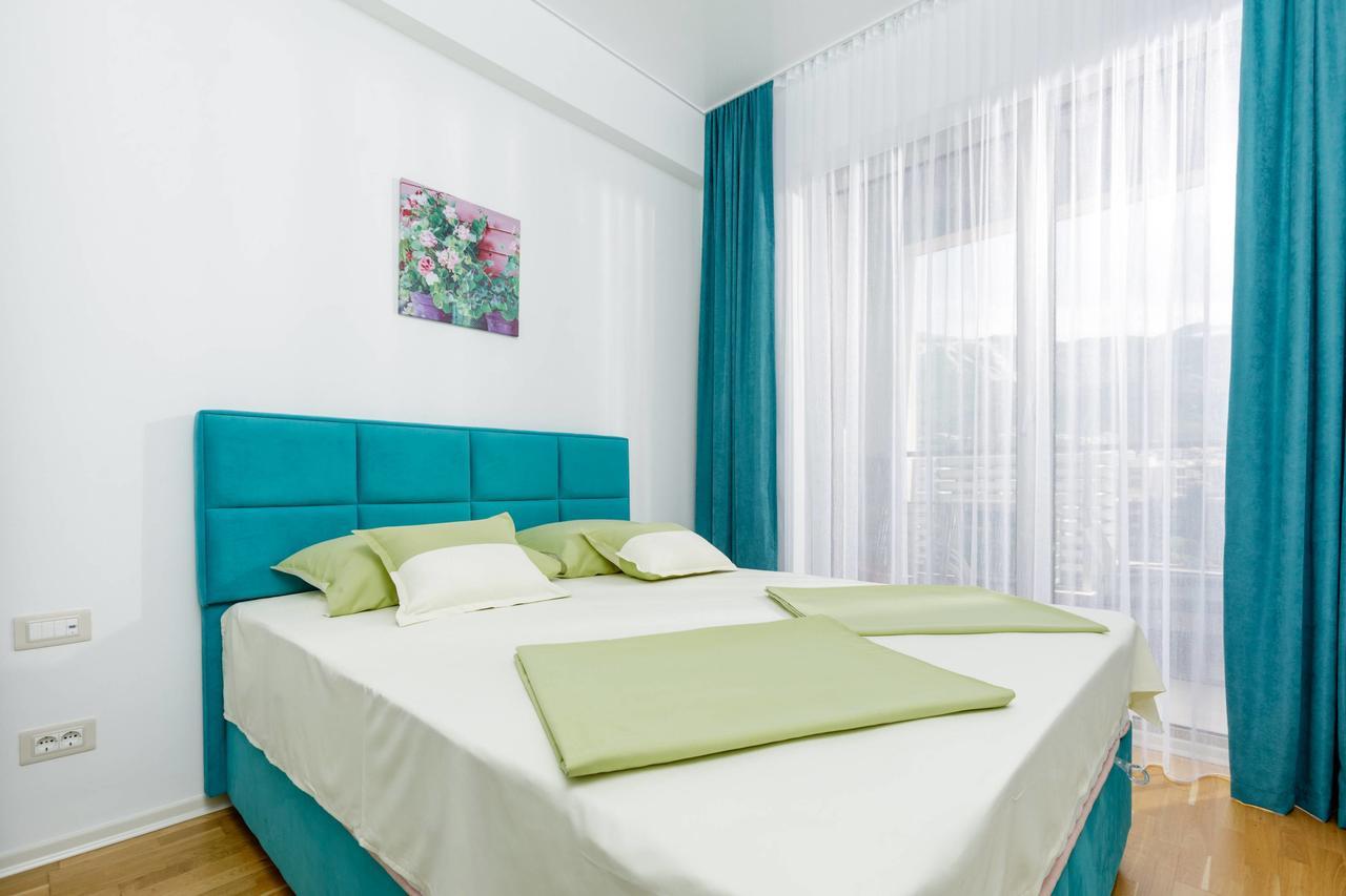 Lux Apartments Harmonia บุดวา ภายนอก รูปภาพ